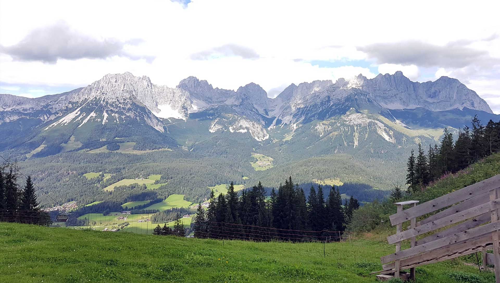 Augen schließen, tief einatmen und direkt die Alpen vor dir sehen: Zirbenduft macht's möglich © KURA