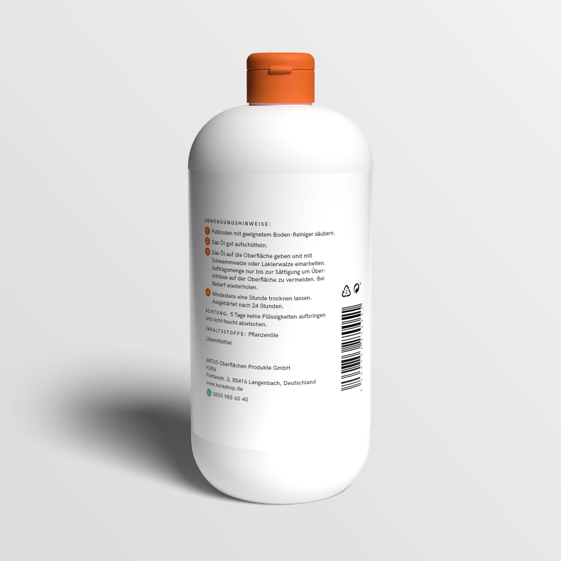 Das Etikett der Flasche Pflegeöl Holzböden mit Anwendungshinweisen, Kontakt zu KURA und den Inhaltsstoffen